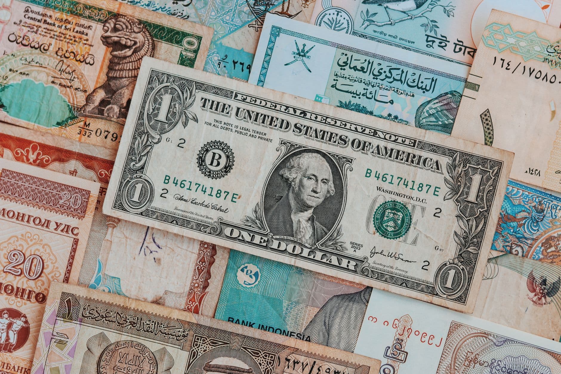 التنس العالمي بالأرقام — إنجازات أسطورية ومليارات الدولارات